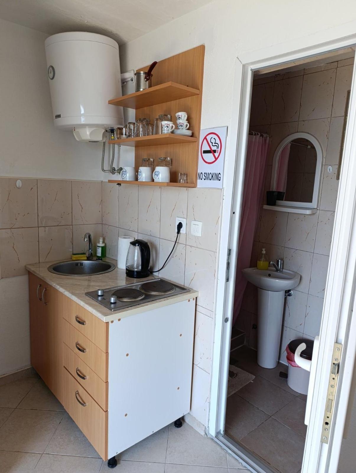 Apartments Eftimov Tivat Exterior photo