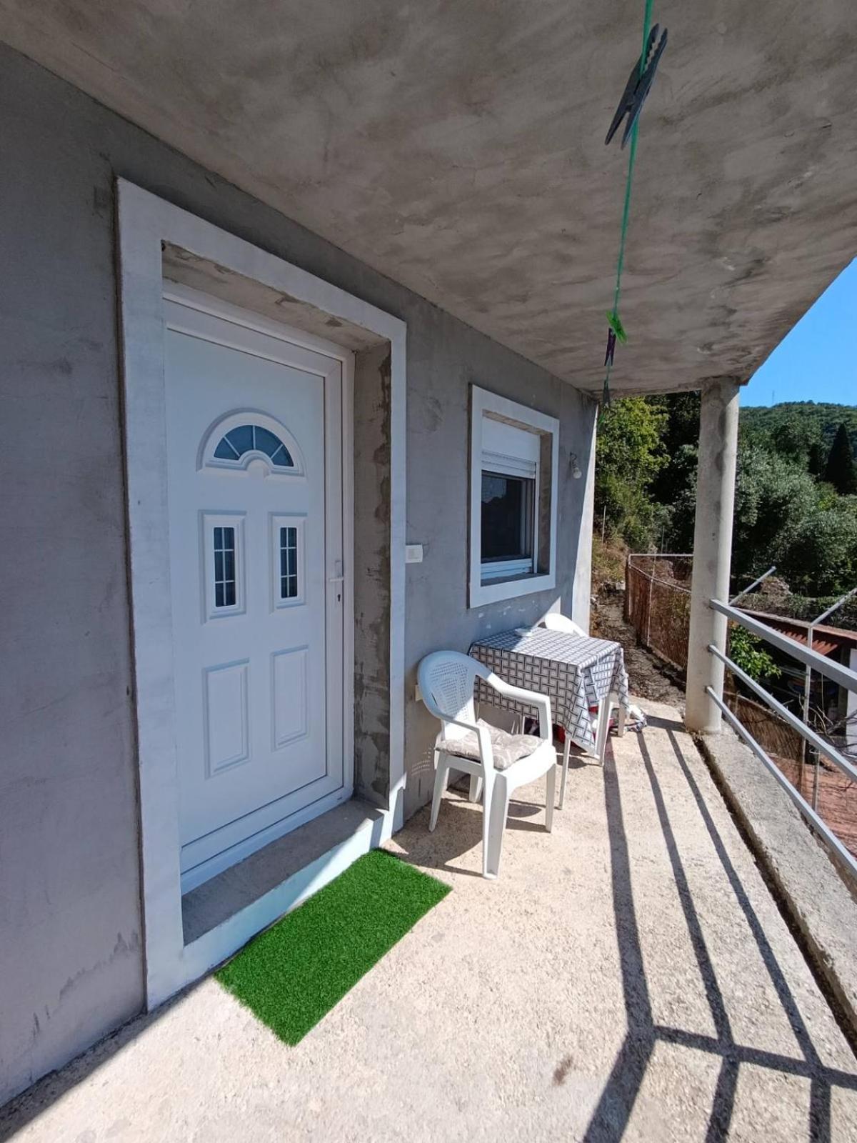 Apartments Eftimov Tivat Exterior photo